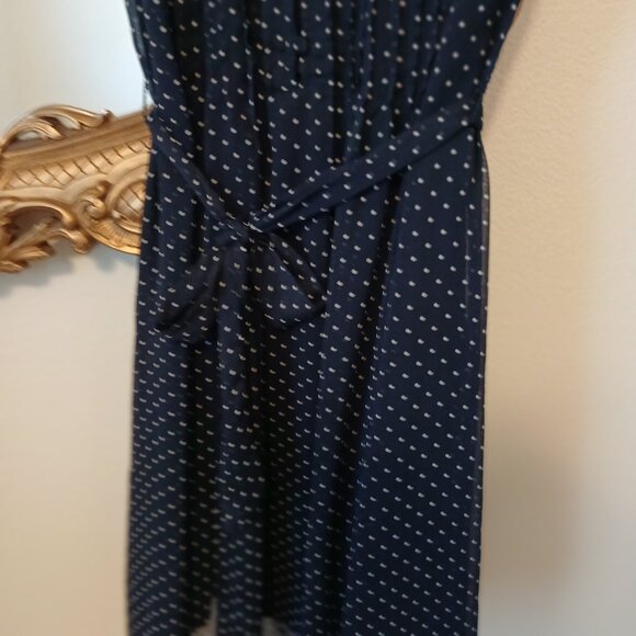 Classy No Brand Navy and White Polka Dot Dress, Size 6 in EUC - Picture 2 of 5